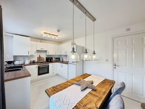 Photo 14- click for photo gallery